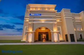FabHotel Royal Mapple - Image 2