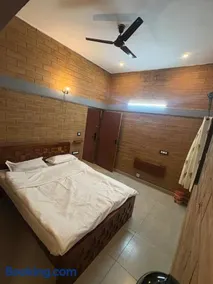 Prakruthi Hill View 3BHK Entire Villa - Image 3