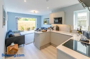 1 Bed in Carlyon Bay oc-c32050 - Image 3