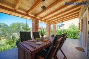 Country House Frane near Krka Waterfalls & Šibenik - Image 1