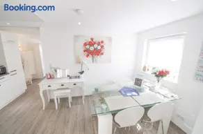 Perfect Apartment near Opera - Image 3