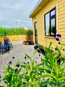 Lavender Lodge - Image 1