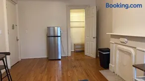 New York City Guesthouse 3 - Image 2