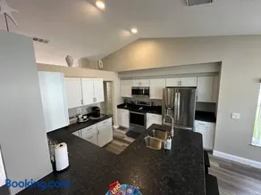 Manatee Oasis Weeki Wachee Family Fun Pool Home - Image 3