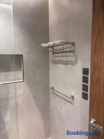 Voyage Expo Suites - Image 3