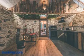 Romantic Getaway - Sauna and Jacuzzi - El Clandestino - Image 2
