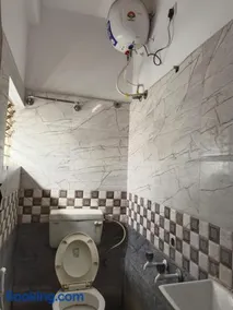 A S Rooms - Image 3