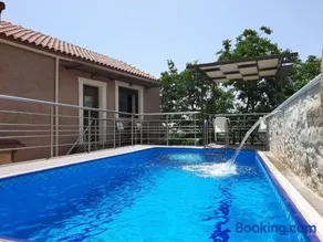 Stone Mansion - Image 1
