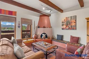 Southwest Retreat with Mountain Views! - Image 1