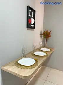 Dois quartos com varanda - super espaçoso - Image 3