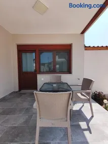 Daniela Apartments - Image 2