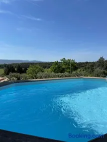 Sainte Victoire le Cabanon - Image 1