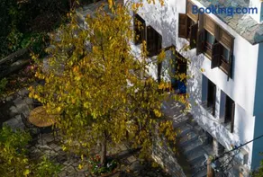 KP113 All Season Villa in Makrinitsa - Image 4