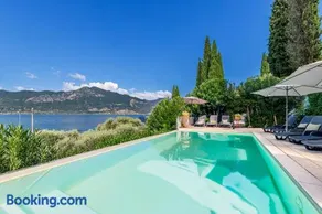 Exclusive Lake Garda Apartments with Pool and view - Image 2