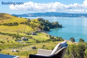 Woodside Bay Cottage, Woodside Bay - Be My Guest Waiheke - Image 1