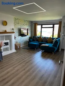 Seaview Serenity - Coastal Escape in Westward Ho! - Image 2