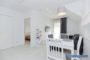 Apartment Amber White - Image 4