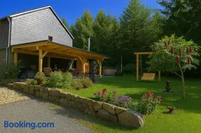 Casa adatta alle famiglie con idromassaggio, griglia e sauna | Vista sulla montagna | Ideale per lavorare da remoto - Image 3