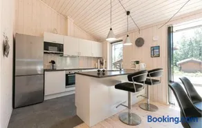 Three-Bedroom Holiday Home In Nexo - Image 3