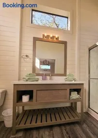 TH24 Midnight Moon Tiny Home - 15 min to Sedona - Image 4