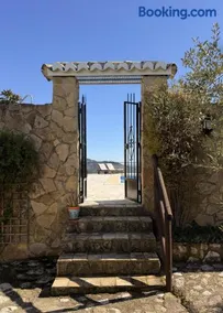 Cortijo Sol y Olivo spacious exclusive private pool retreat - Image 4