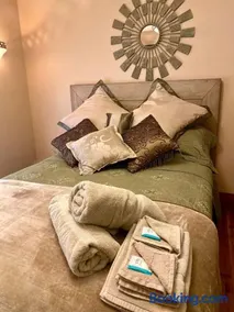 Overdale Luxury Spa Suite - Image 3