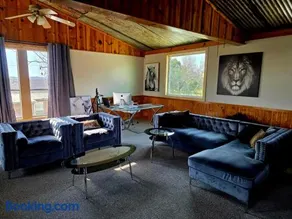 Akrofina Ranch & Grill - Image 2
