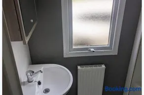 Familienfreundliches Ferienhaus mit Pool und Grill | Seeblick | Haustiere sind willkommen - Image 3