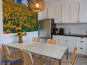 Central Limoilou 7 guests AC 2 Free Parking - Image 3