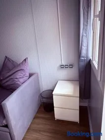 Glamping Schlaf-Container Spielberg Red Bull Ring - Image 3