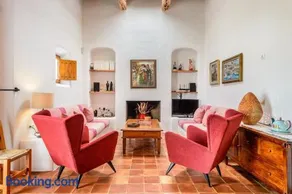 Can Malacosta -Cozy and Traditional - Image 4