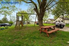Dive into Nature at Rice Lake - Image 2