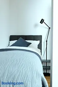 Hotel Grand - Image 3