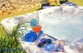 Villa Riviera blue with seaview, pool, whirlpool, parking and boat excursions - Image 4