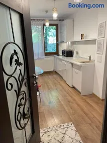 Peles Green Apartment&Piano - Image 1