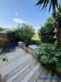 Grimaud 2 chambres Jacuzzi terrasse - Image 3