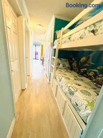 Beautiful newly renovated beachfront condo at Casa Del Mars - Image 5