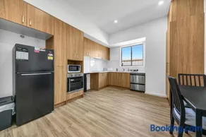 Brand New Family Holiday Home in Sunbury - Image 2