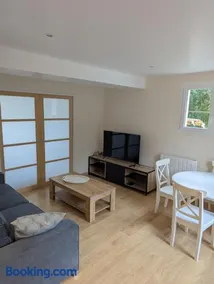 Cozy apartment with terrace - Image 1