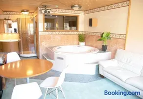 HH Huoneistot Suite - Image 1