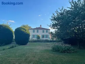 Le Prieuré Saint Pierre, gîtes et chambres d'hôtes dans un parc classé - Image 3