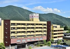 戸倉上山田温泉ホテル圓山荘 - Image 1