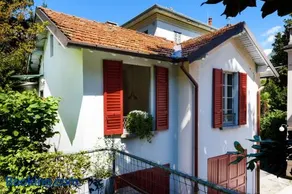 Little Garden House - Image 1