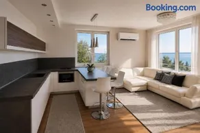 Marcelo Deluxe Apartment - Image 1