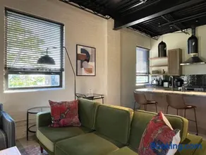 Classic Pied a Terre - Image 5