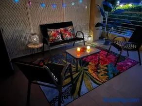 Grand T2 terrasse 27m2 plein sud Folelli centre - Image 1