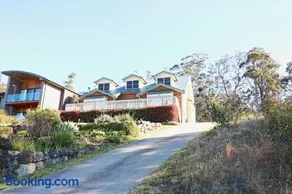 Whale Cove Circuit - Image 2