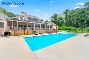 Private Pool Estate Soccer Field Sleeps 16 - Image 3
