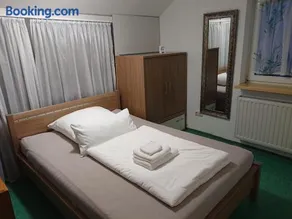 Ferienwohnung Erlangen Urlaub mitten in Franken - Image 2