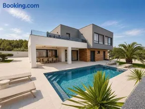 Villa Palma - Luxury Pool Villa with Sauna and Gym - Image 4